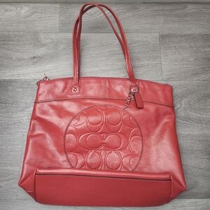 Coach LAURA Patent Leather Tote  Zip Corral Pink Mauve Logo Embossed Silver Line